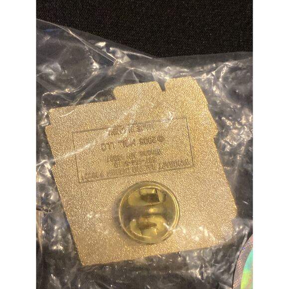 NASCAR 24 Jeff Gordon Collectors Enamel Lapel Pin 2006 Vintage, Hendrix DuPont - Picture 3 of 4